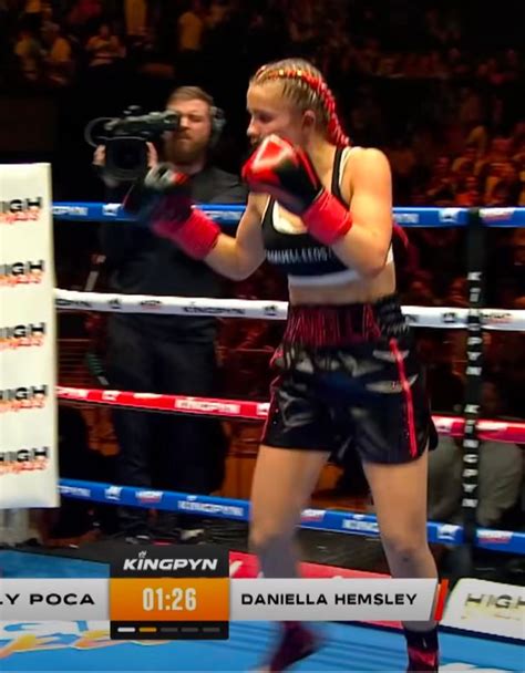 daniela hemsley celebracion|Kingpyn Boxing results: Daniella Hemsley flashes audience after。